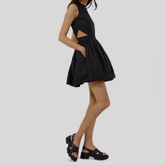 NWOT! French Connection Women's Black Adelade Cutout Poplin Mini Dress💛 - Picture 1 of 3